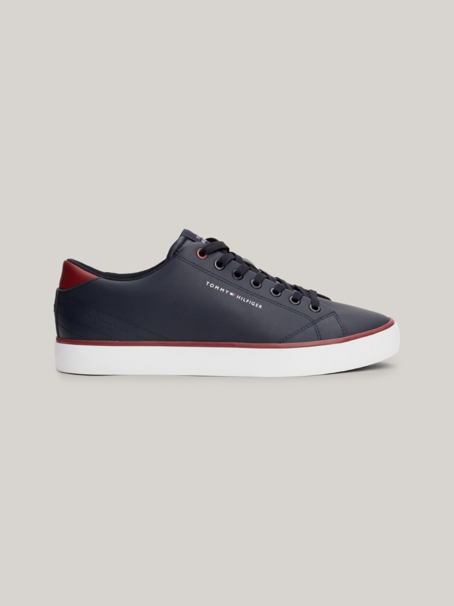 <p style="text-align: left;"><a href="/core-low-leather-sneaker-desert-sky-fm0fm05041dw5">Core Leather Sneaker</a></span>