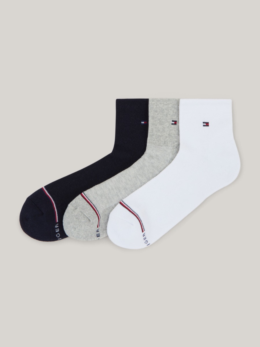 <p style="text-align: left;"><a href="/3-pack-quarter-socks-oxford-heather-assorted-thm231qt06003">3-Pack Quarter Socks</a></span>