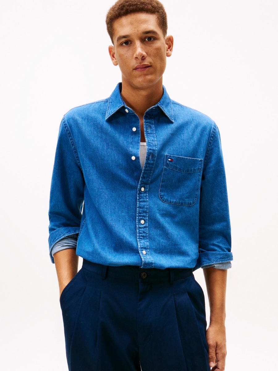 <p style="text-align: left;"><span style="font-family: 'Futura LT W01 Book'; letter-spacing: 0px; color: #000;">Lightweight Denim Shirt</span>
